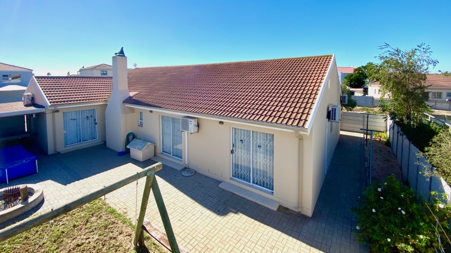 3 Bedroom Property for Sale in Port Owen Western Cape